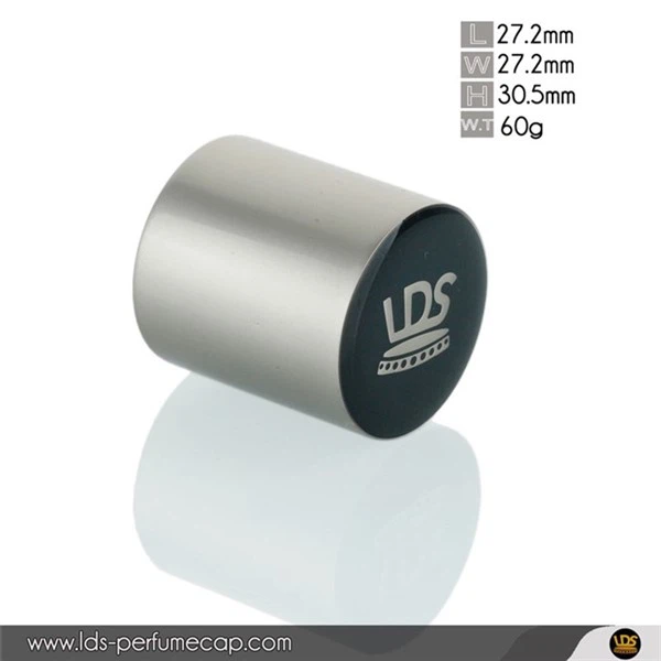 Vadītāji pēc pasūtījuma Zamak Cap